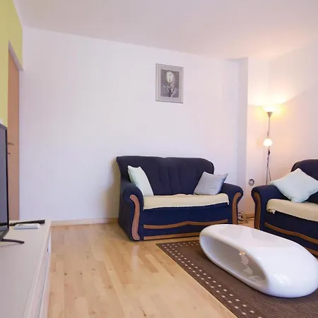 Holiday home Four-bedroom In Polaca