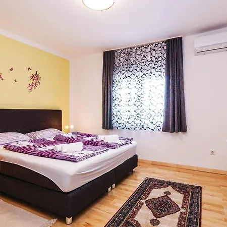 Holiday home Four-bedroom In *