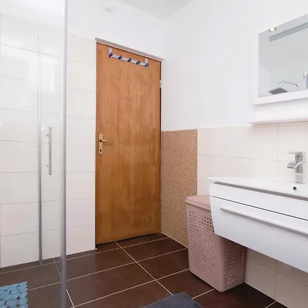 Four-bedroom In Holiday home
