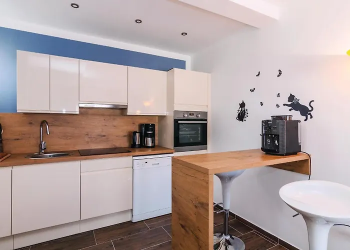 Four-bedroom In Polaca